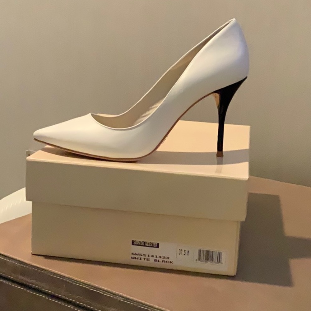 New Sophia Webster white leather pumps